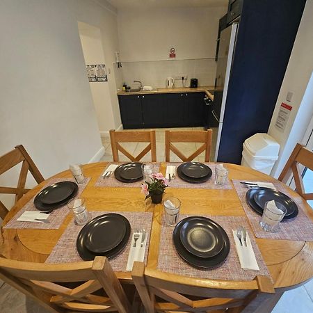 3 Eyre Square Lane Apartment Galway Ngoại thất bức ảnh